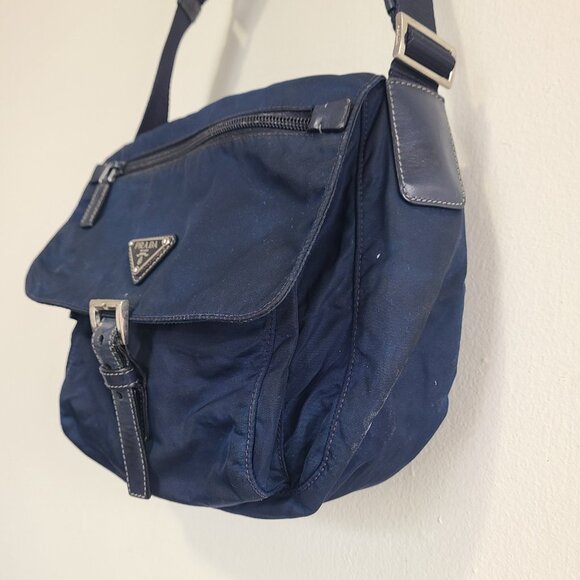 Prada Buckle Messenger Bag Tessuto Small Navy Blue Authentic - Picture 4 of 15
